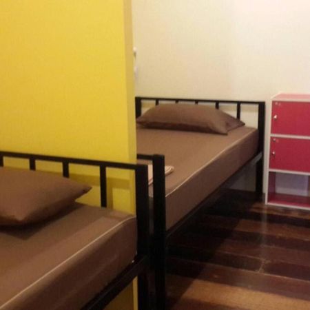 Viman Guesthouse Bangkok Ngoại thất bức ảnh