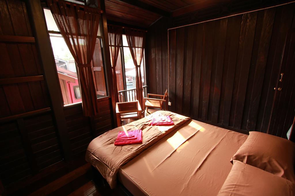 Viman Guesthouse Bangkok Ngoại thất bức ảnh
