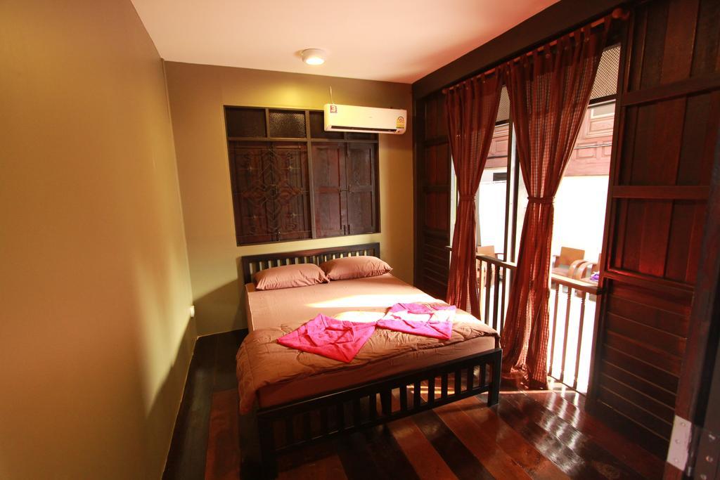 Viman Guesthouse Bangkok Ngoại thất bức ảnh