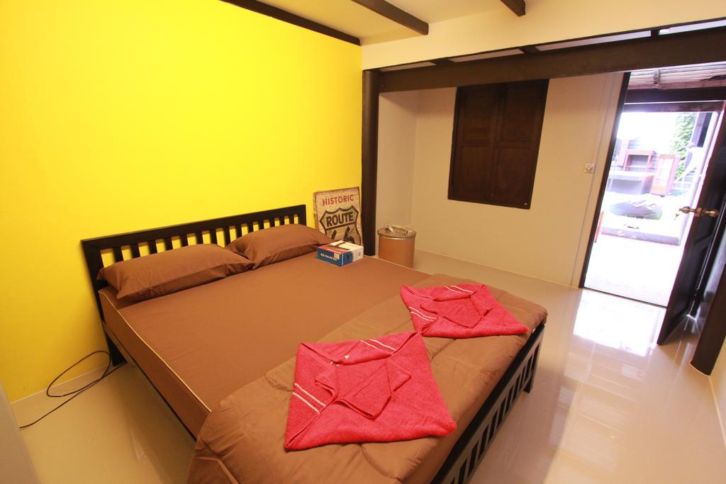 Viman Guesthouse Bangkok Ngoại thất bức ảnh