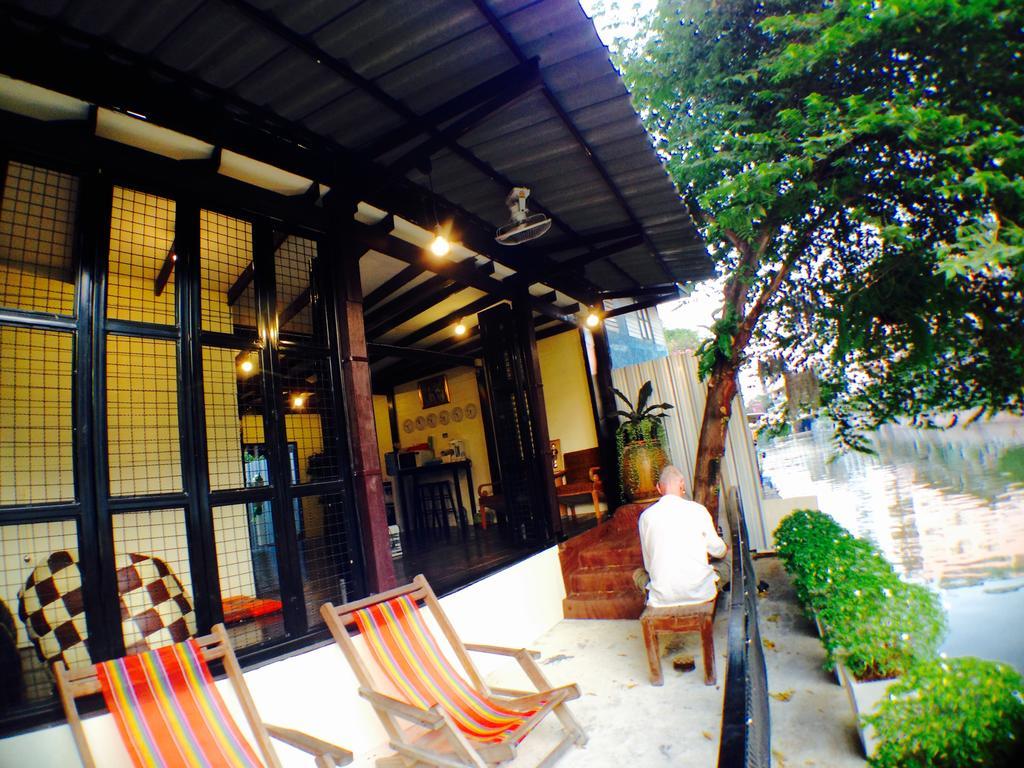 Viman Guesthouse Bangkok Ngoại thất bức ảnh