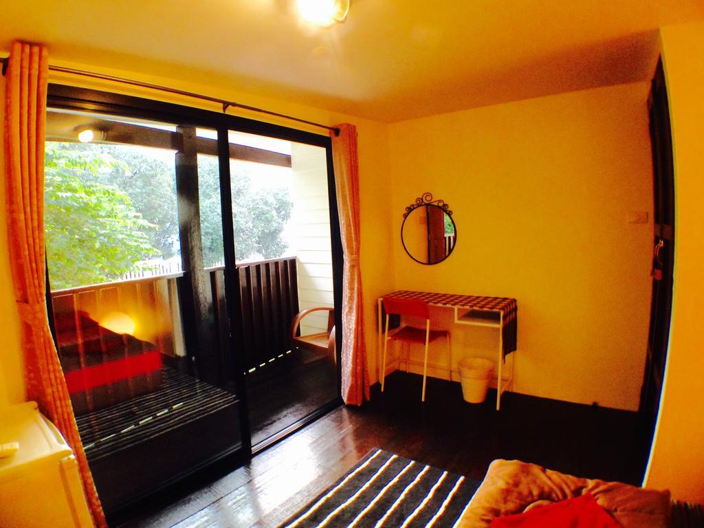 Viman Guesthouse Bangkok Ngoại thất bức ảnh