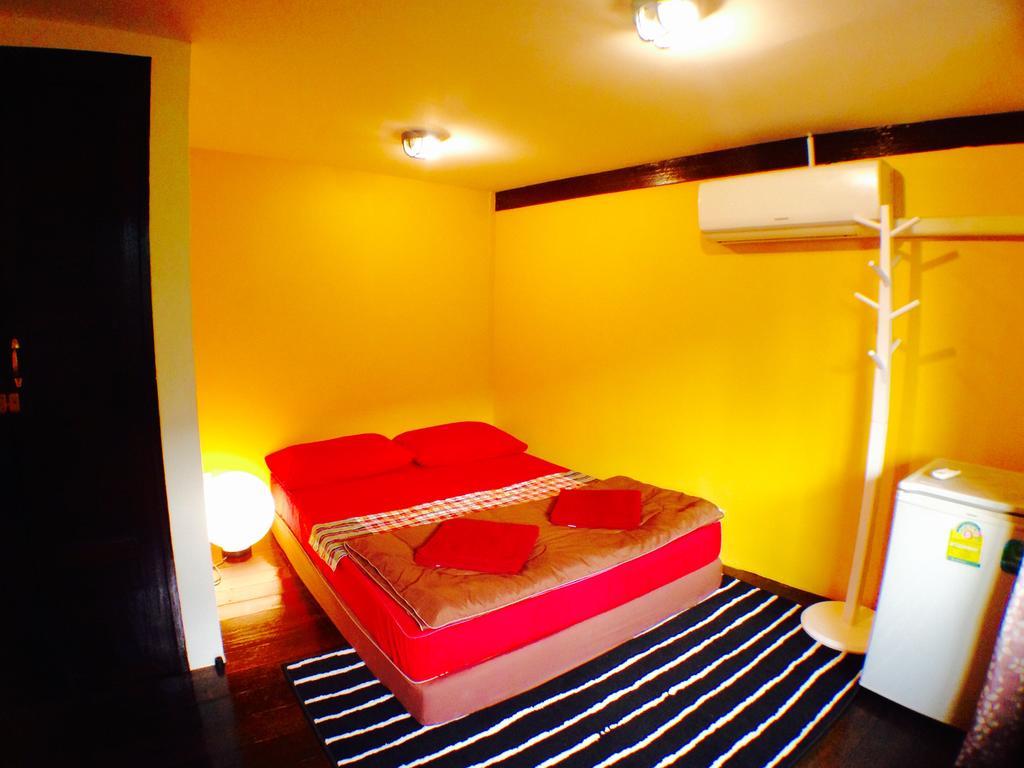 Viman Guesthouse Bangkok Ngoại thất bức ảnh