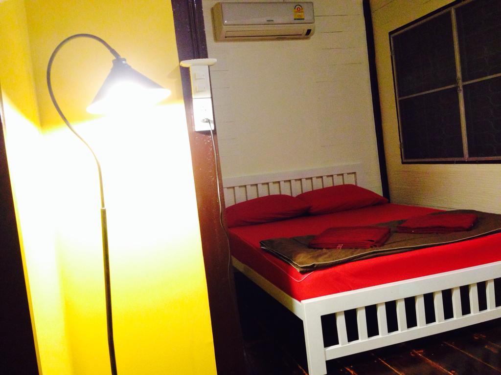 Viman Guesthouse Bangkok Ngoại thất bức ảnh