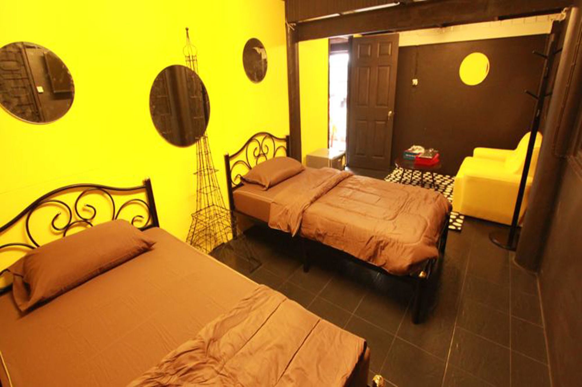 Viman Guesthouse Bangkok Ngoại thất bức ảnh